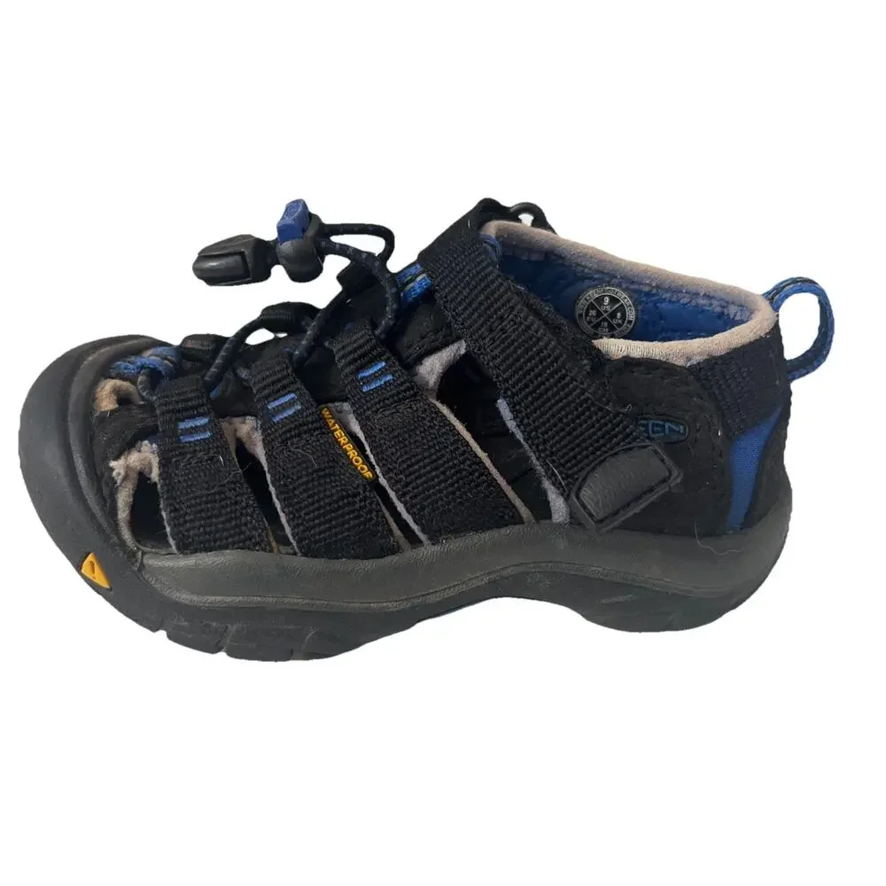 Keen Newport H2 Youth Size 9 Black Blue Hiking Waterproof Strap Water Sandals